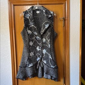 Floral Gray Sleeveless Women's Top